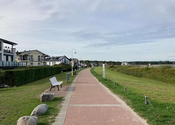 Strandwohnung - Meerblick - 20 Meter Zum Glowe